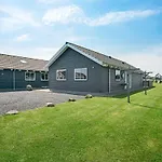 Stunning Home In Bogense With Sauna * Bogense