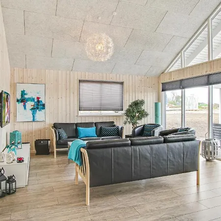 Gorgeous In With Wifi Holiday home